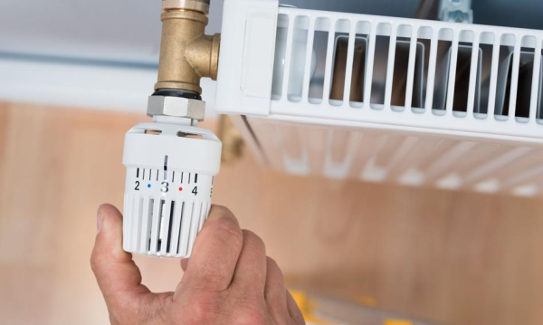 Naturalny gaz na czele systemów grzewczych. Era węgla i drewna dobiega końca.