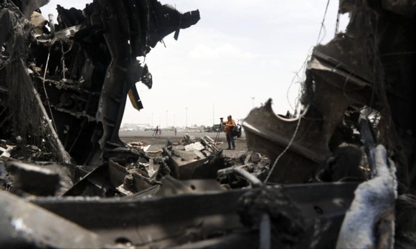 Następne uderzenia w Jemenie. Starcia o obiekty militarne i obszary zasobne w ropę naftową. Następne uderzenia w Jemenie. Starcia o obiekty militarne i obszary zasobne w ropę naftową.