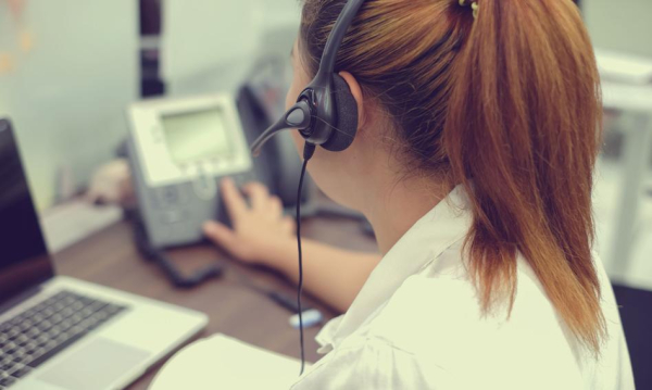 Konsultant to nie „wentyl” dla frustracji. Ciemna strona pracy w obsłudze klienta