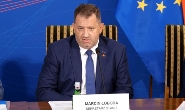 KSeF bez sankcji w roku 2026. Naczelnik KAS zapowiada umorzenie kar dla firm. 2 KSeF bez kar w 2026 roku. Szef KAS ogłasza abolicję dla przedsiębiorców