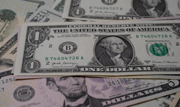 Kurs dolara odbija od dna. Euro wróciło powyżej 4,20 zł