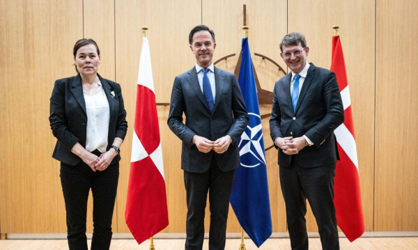 Czy NATO ruszy z akcją na Grenlandię? Póki co, zjawiają się tam następni duńscy wojskowi