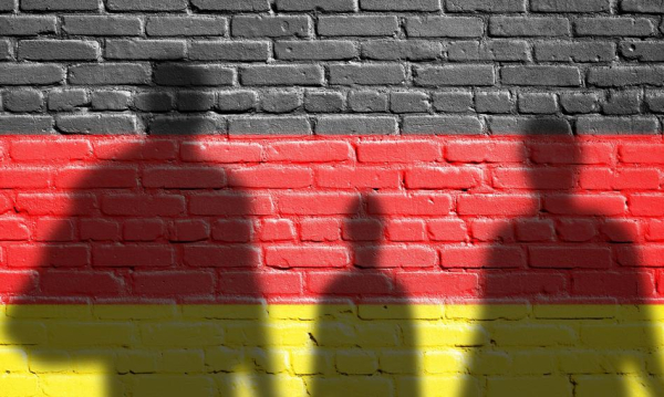 Berlin wycofuje się ze zobowiązań. Gabinet kanclerza Merza wstrzymuje przyjęcie tysiąca Afgańczyków. Berlin wycofuje się ze zobowiązań. Gabinet kanclerza Merza wstrzymuje przyjęcie tysiąca Afgańczyków.