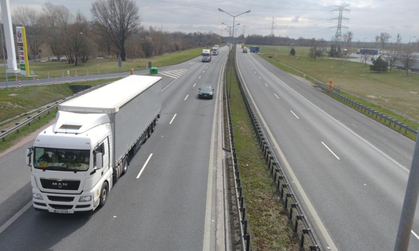 e-TOLL rozszerzony o nowe fragmenty A2, S7 i S17. Coraz więcej dróg płatnych.