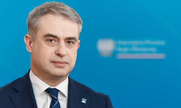 Zapisy związków małżeńskich zawartych poza granicami kraju. Ministerstwo zaktualizuje procedury w najbliższym kwartale.