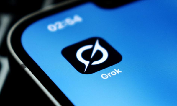 Afera z Grokiem. AI Muska tworzyła treści erotyczne, płatny dostęp do funkcji. Afera z Grokiem. AI Muska tworzyła treści erotyczne, płatny dostęp do funkcji.