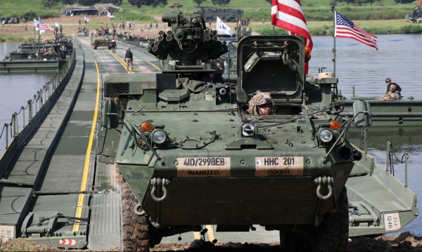 Z kopalni na poligon. Bumech stworzy śląski hub dla Bradleyów i Strykerów