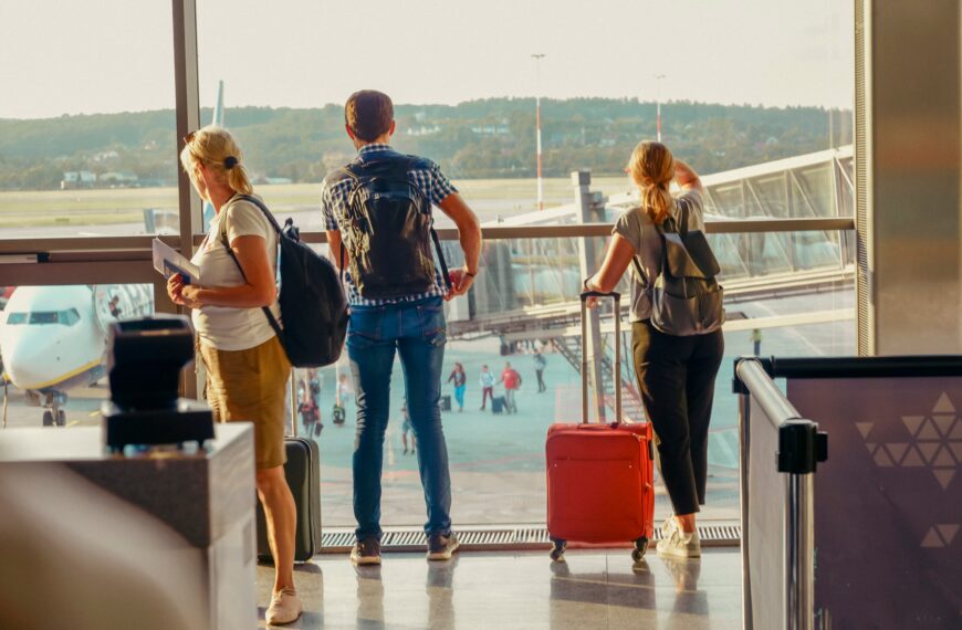 Tanie loty a bagaż kabinowy: Unijne regulacje w planach?