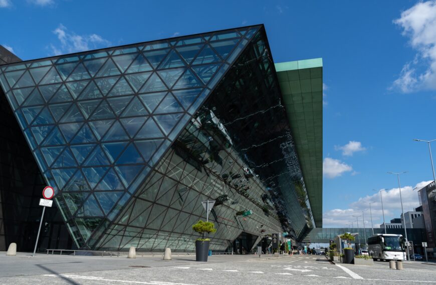 Nowy pas startowy w Balicach. Decyzja wkrótce.