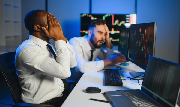 Strach przed AI tłamsi rynki. Strategie Wall Street: zysk na…