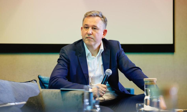 NEWS FIN 15 Dudek: Polska nie uniesie ciężaru 2500 samorządów. Przebudowa konieczna.