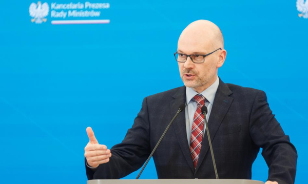 126 poprawek obowiązuje. Władze ujawniają szczegóły uproszczeń prawnych.