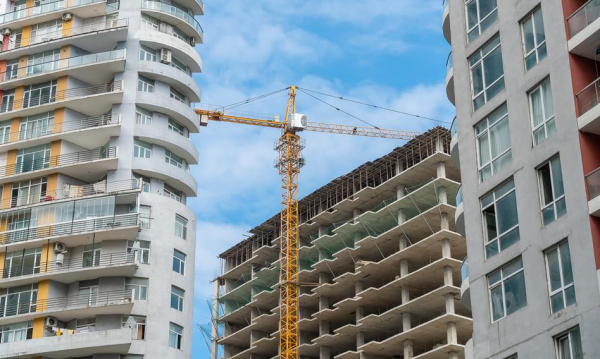 Mieszkaniowa górka to mit? Eksperci prognozują radykalną zmianę.