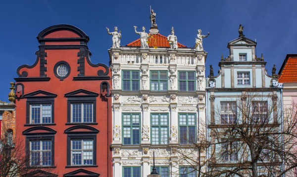 Znikome zainteresowanie sprzedażą Złotej Kamienicy w śródmieściu