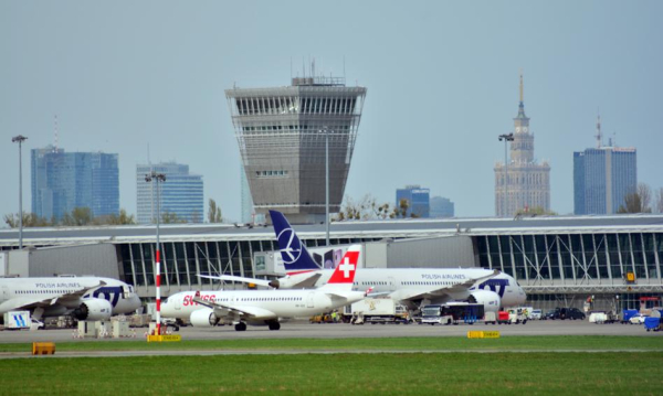Rozbudowa Lotniska Chopina zaklepana. 3 wielkie banki wyłożą fortunę na modernizację portu