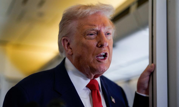 Trump ogłosił wzrost światowych opłat celnych z 10 na 15&hellip;