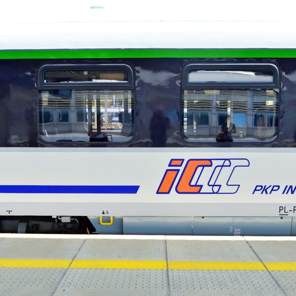PKP Intercity ujawniło początkowe szlaki „Powolnego”