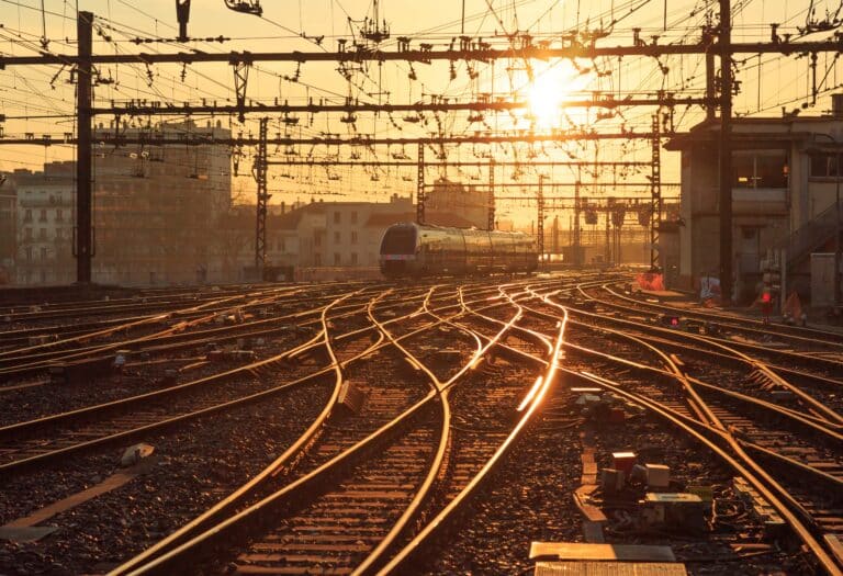 Polska szykuje się na kolejny spór z Unią Europejską. Teraz stawką może być rywalizacja w transporcie kolejowym.