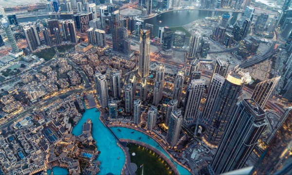 NEWS FIN 41 Darmowe dobra luksusowe w zamian za popularność to jedynie pozór.…