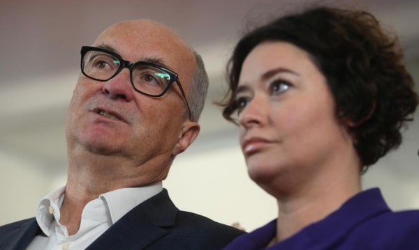 Koniec z &amp;quot;trzymaniem gotówki w ścianach&amp;quot;. Lewica chce opodatkować trzecie i kolejne mieszkanie