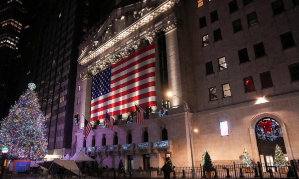 Delikatna równowaga na Wall Street. Niejednoznaczne sygnały wpływają na rynek ropy. Delikatna równowaga na Wall Street. Niejednoznaczne sygnały wpływają na rynek ropy.