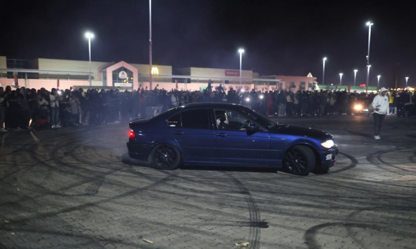 Kara za drifting wzrasta do 1500 zł. Policja zapowiada zero tolerancji. 2 Mandat za driftowanie rośnie do 1500 zł. Policja zapowiada brak taryfy ulgowej