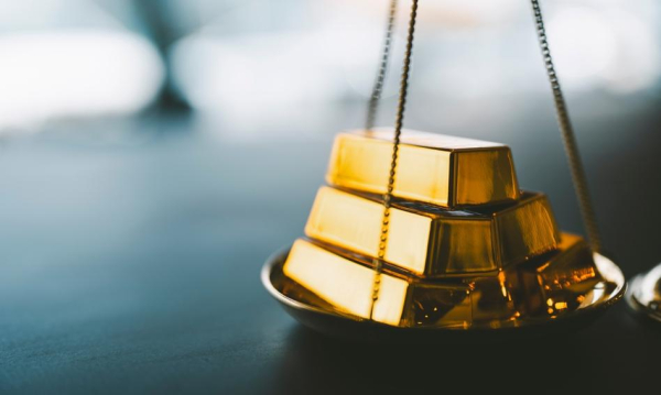 NEWS FIN 41 Gwałtowny spadek cen srebra i złota. Przyczyna: decyzje Rezerwy Federalnej…