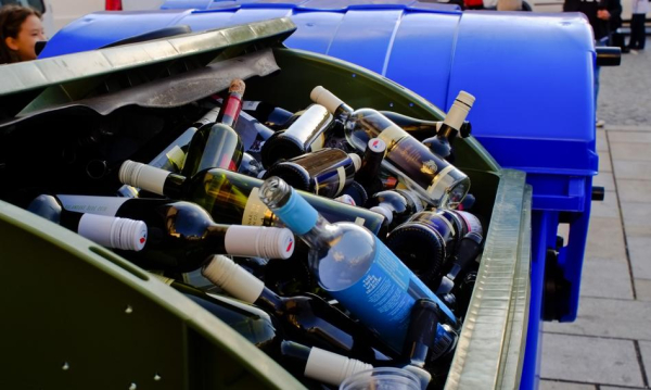 NEWS FIN 14 Odroczenie nowego podatku od opakowań. Władze przesuwają termin.