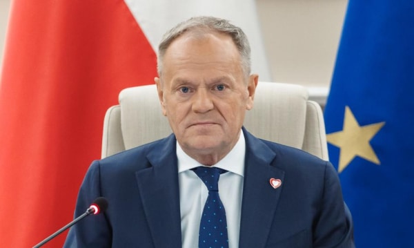 NEWS FIN 37 Benzyna potanieje. Pilne obrady gabinetu o stacjach paliw.