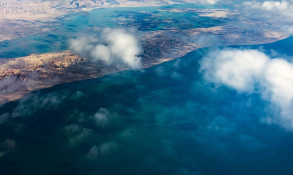 NEWS FIN 29 Zastój w Hormuzie. Tankowce unieruchomione, ciężkie transporty, w tym MAERSK,…