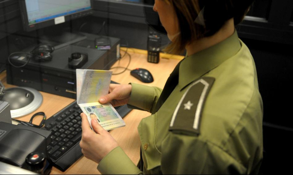 NEWS FIN 18 PESEL wnikliwie badany… przez pograniczniczkę. Zaglądała do informacji 265 osób bez zezwolenia.