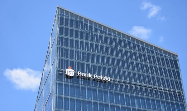 PKO Bank Polski po raz kolejny tnie oprocentowanie na lokatach. Nowe środki wycenione na 3,50%