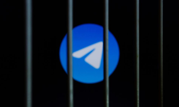 Rosja całkowicie zakazuje Telegramu. Czy Putin tworzy „niezależny internet”?
