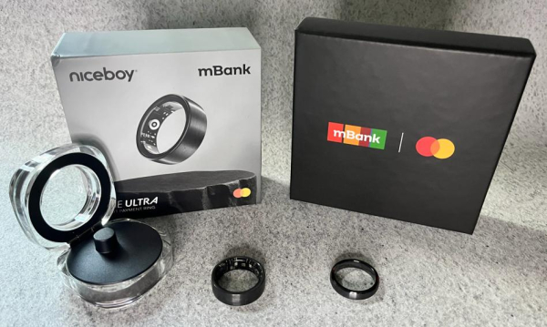 Inteligentny pierścień za złotych w ofercie specjalnej mBanku. Nagrody znikają w szybkim tempie. Inteligentny pierścień za złotych w ofercie specjalnej mBanku. Nagrody znikają w szybkim tempie.