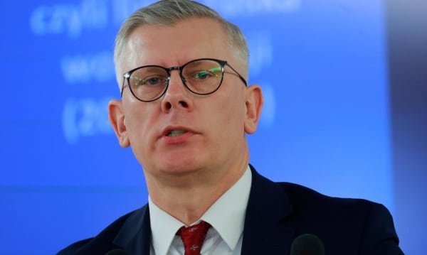 Szef BBN uderza w Onet. Chce zbadania okoliczności ujawnienia dokumentów m.in. ws. SAFE