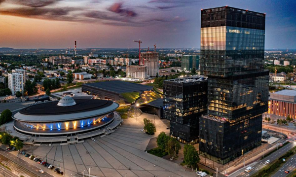 NEWS FIN 15 Tauron wyłączył zasilanie w dzielnicy; powodem długi firmy zależnej od PFR.