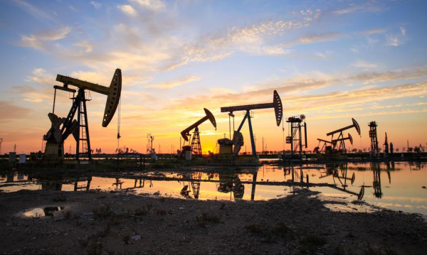 Ormuz zamknięty. Irak kieruje ropę naftową do Turcji po pomoc.