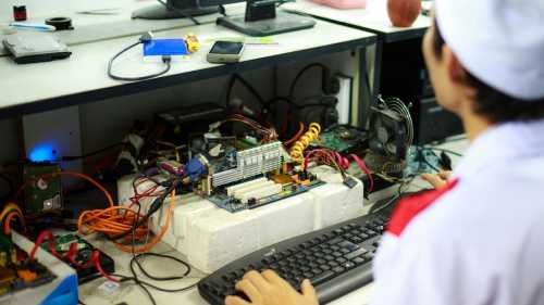 Dlaczego naprawa gadżetów jest często droższa niż ich wymiana
