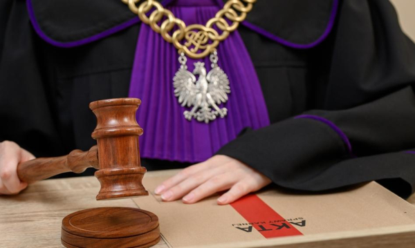 Prawnik od spraw „jeżdżących trumien” pragnie odsiadki w areszcie domowym.&hellip;