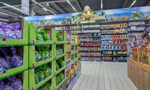 Handel przed Wielkanocą. Biedronka, Lidl i inne sieci wydłużają godziny