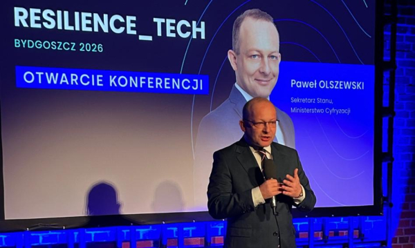 WhatsApp Out? Deputy Minister Pushes Secure Polish App