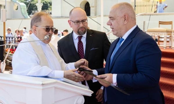 Rydzyka pod lupą prokuratury? Groźba dla imperium duchownego.