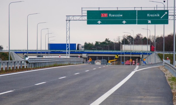 Mostostal Warszawa odstępuje od budowy S19. GDDKiA uznaje ruch za bezpodstawny
