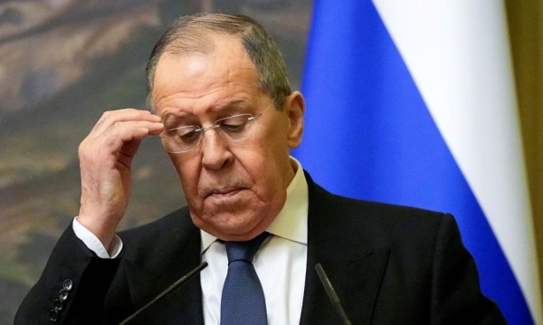 Rosja wspiera energetycznie Chiny. Ławrow deklaruje nieograniczone dostawy w Pekinie.