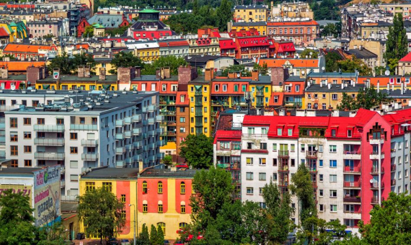 Szaleństwo na rynku mieszkaniowym. Skokowy wzrost wniosków o kredyt (47%), deweloperzy ograniczają&hellip;