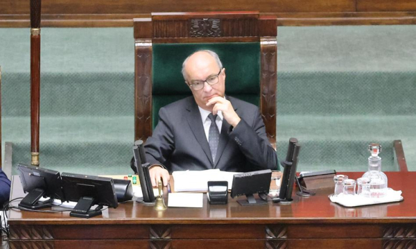 Konflikt wokół raportu WSI. Czarzasty atakuje Nawrockiego: Działa wbrew interesom&hellip;