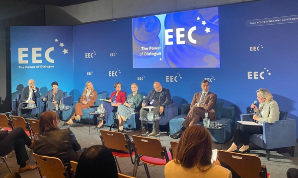 Polska odczuwa deficyt pracowników. Specjaliści: bez imigrantów Polska nie da&hellip;