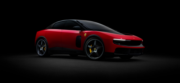 Akcje Ferrari spadają po debiucie modelu Luce. Czy to strategiczna pomyłka? 11 Akcje Ferrari spadają po debiucie modelu Luce. Czy to strategiczna pomyłka? 9