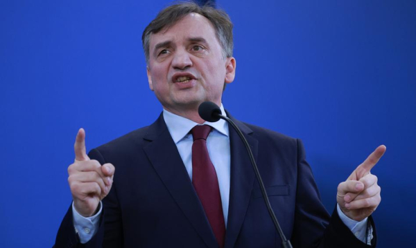 Nieoczekiwana decyzja sądu. Szybkie rozstrzygnięcie w sprawie aresztowania Ziobry.