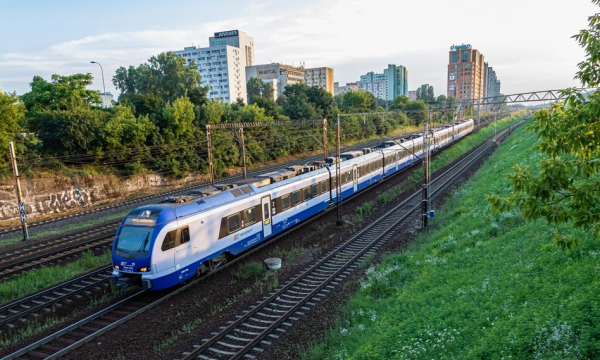 PKP Intercity kontra zatory drogowe. 560 pociągów na dobę i nowe połączenia 2 PKP Intercity rzuca wyzwanie korkom. 560 pociągów dziennie i nowe trasy
